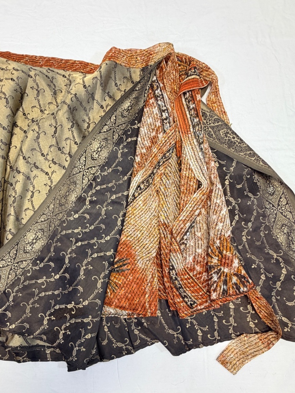 Reversible Wrap Midi Skirt 2 Sides Sari Style Rust Gold Black OS Exotic Carefree - Picture 11 of 11